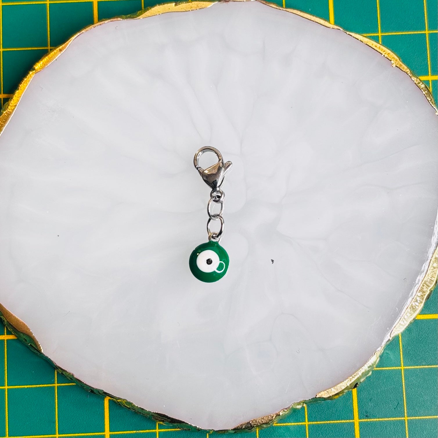 Charm "Le Nazar boncuk vert"