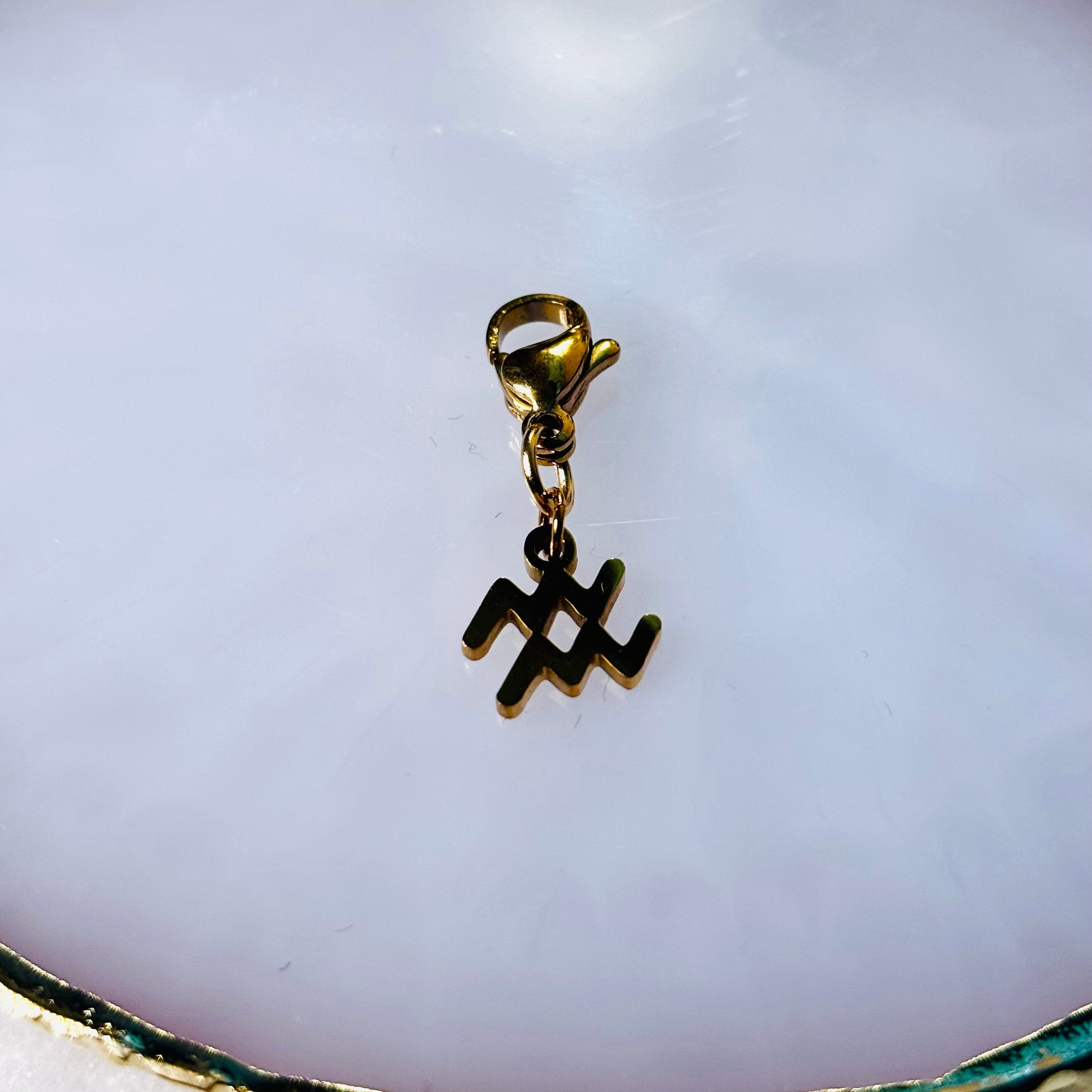 Charm "Le signe astro Verseau"