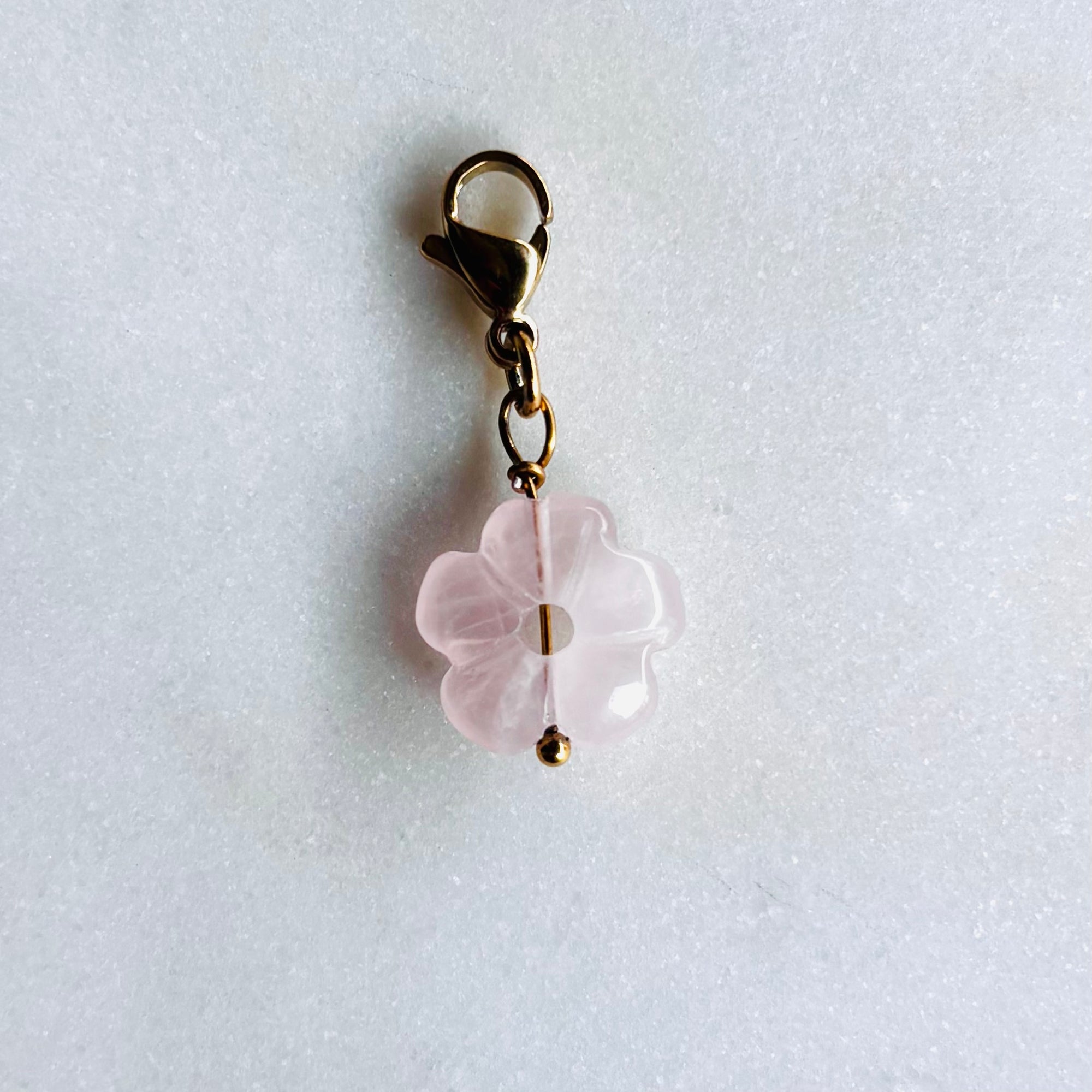 Charm "La fleur Quartz rose"