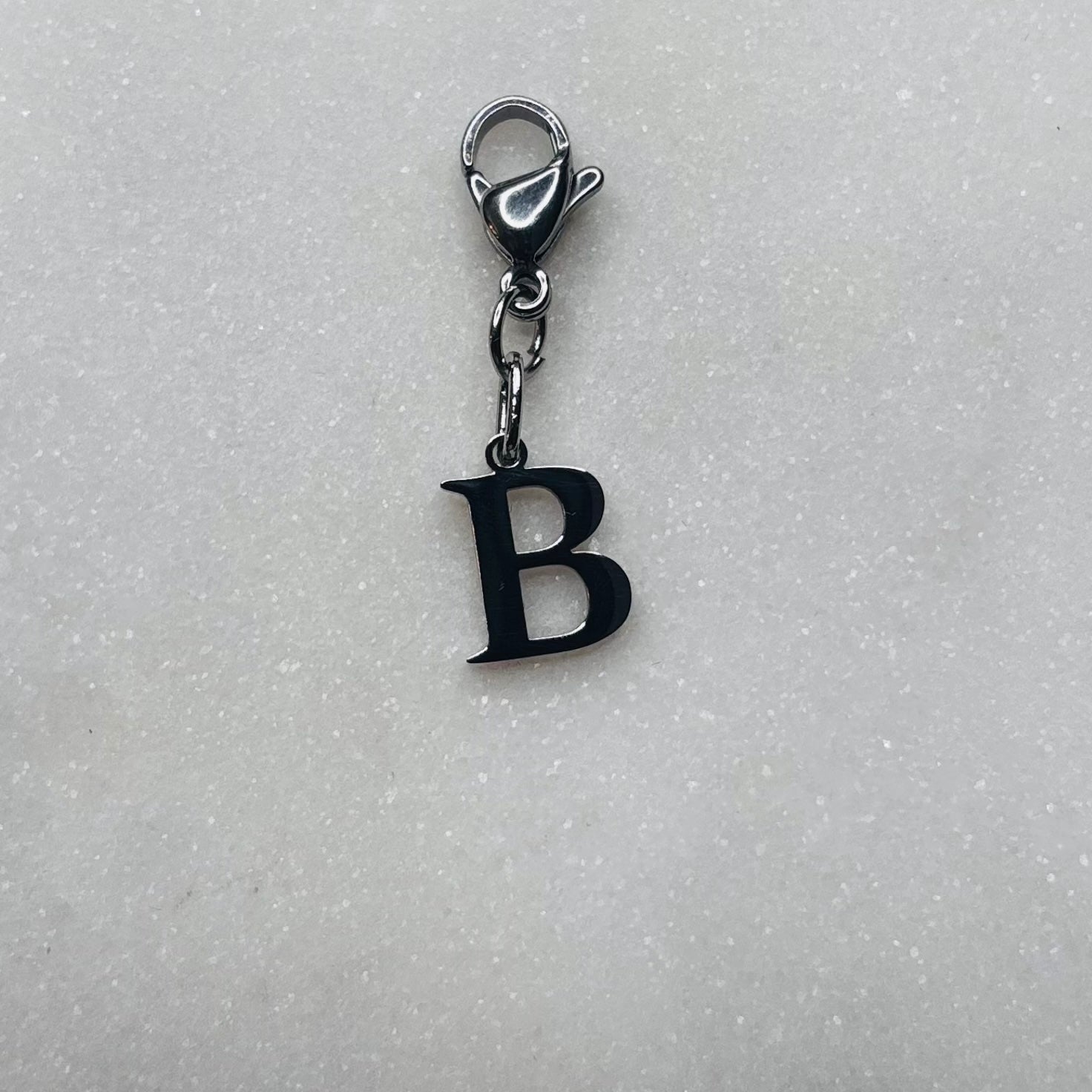 Charm "La lettre B"
