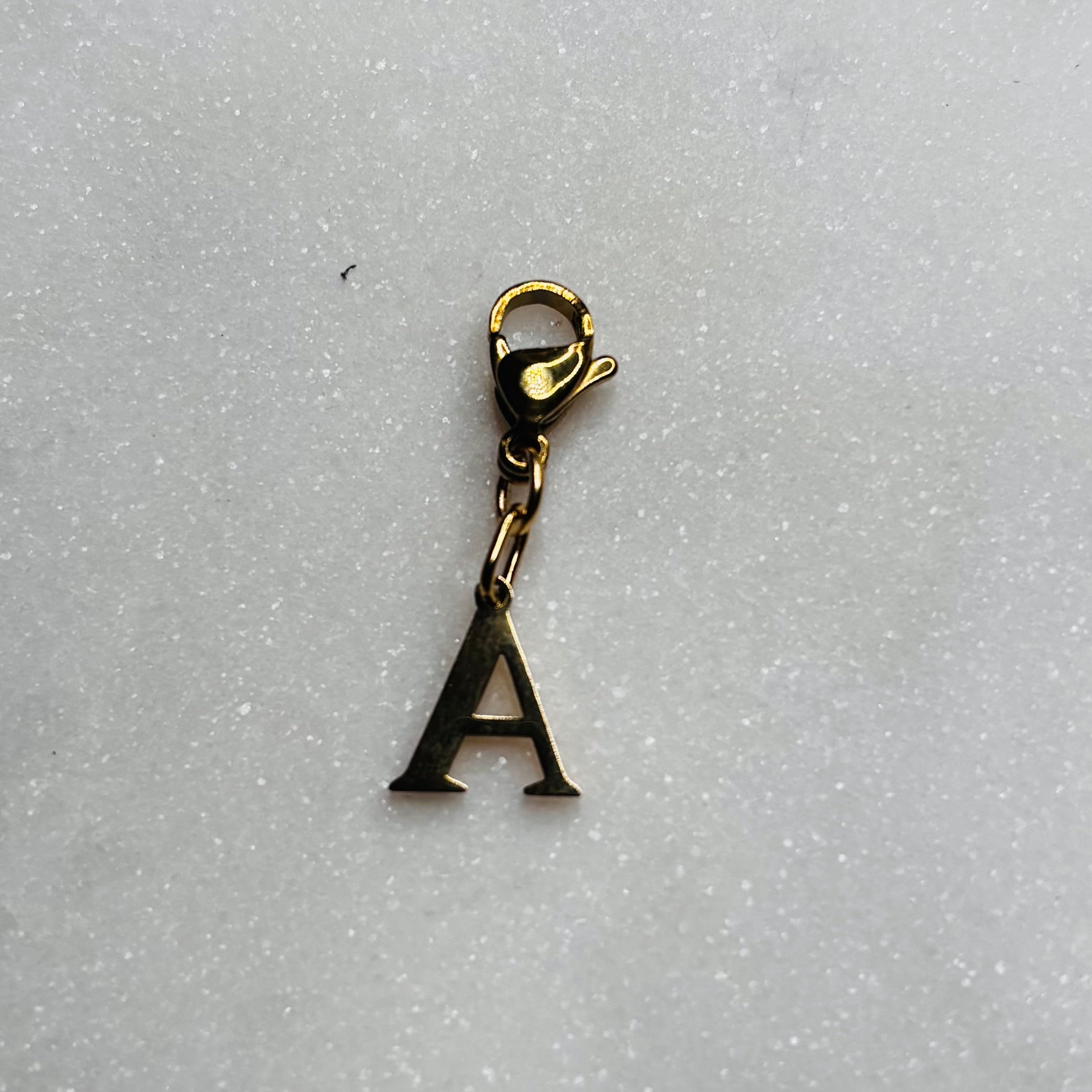 Charm "La lettre A"
