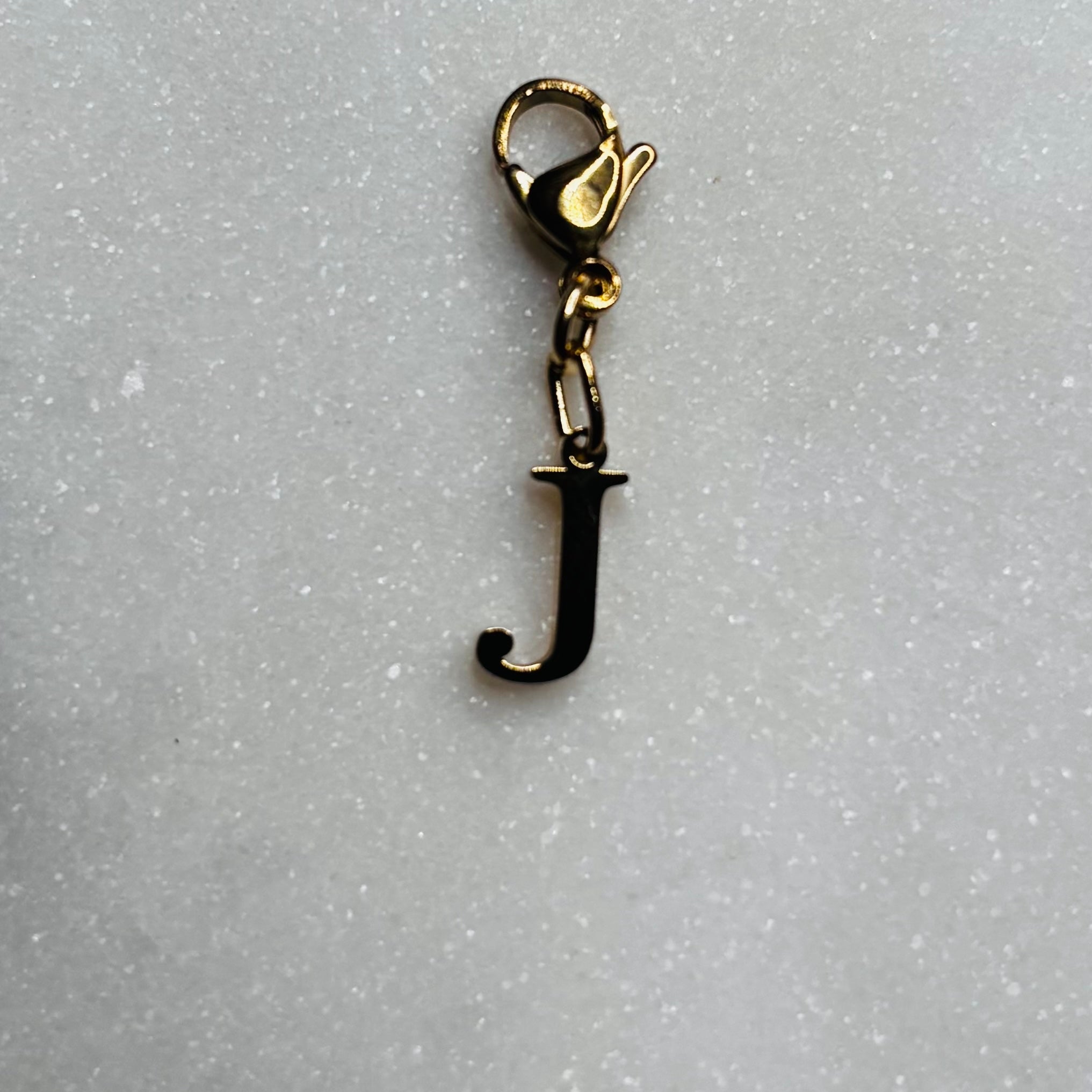 Charm "La lettre J"