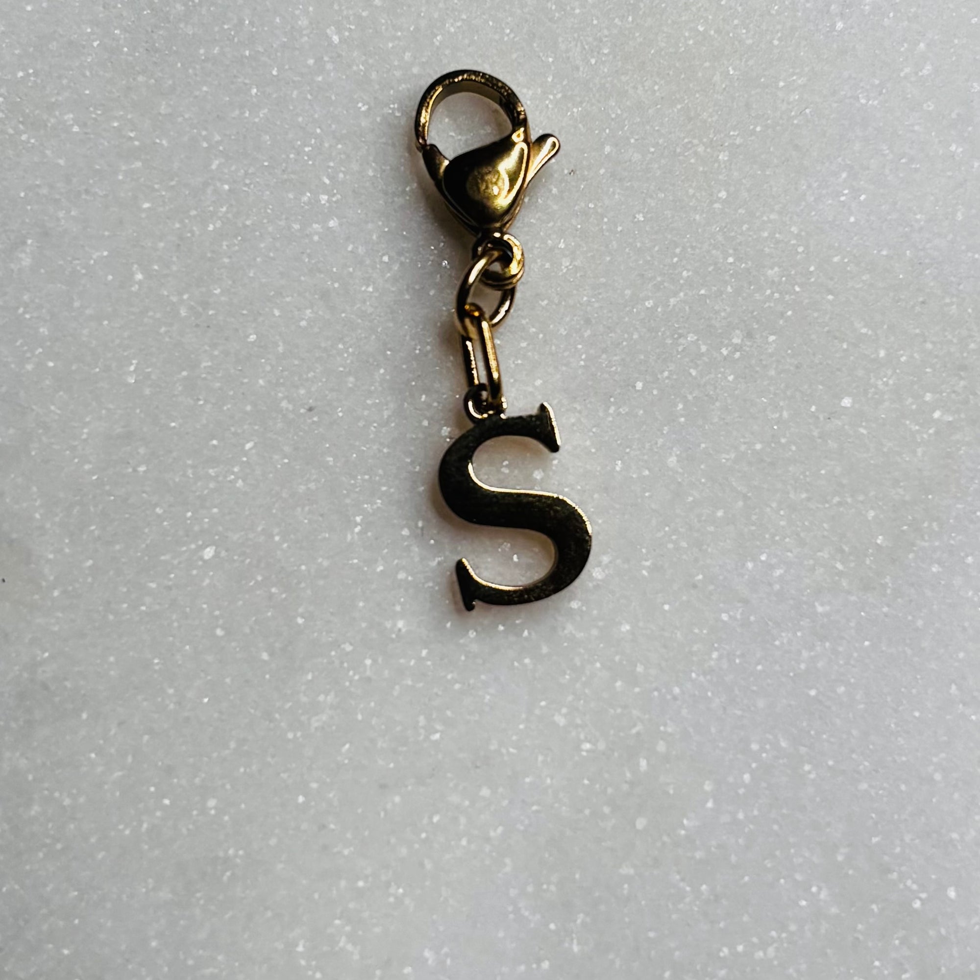 Charm "La lettre S"