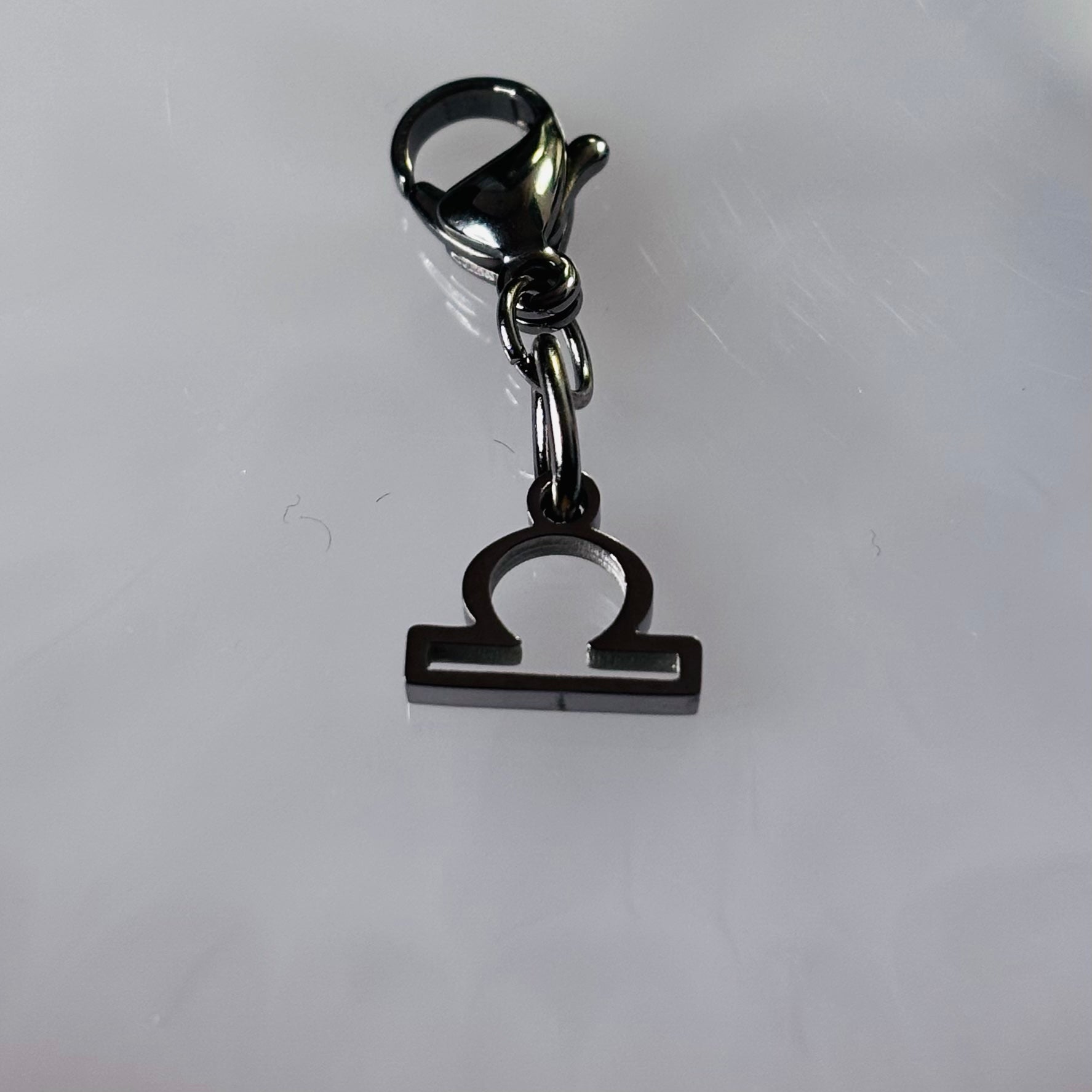 Charm "Le signe astro Balance"