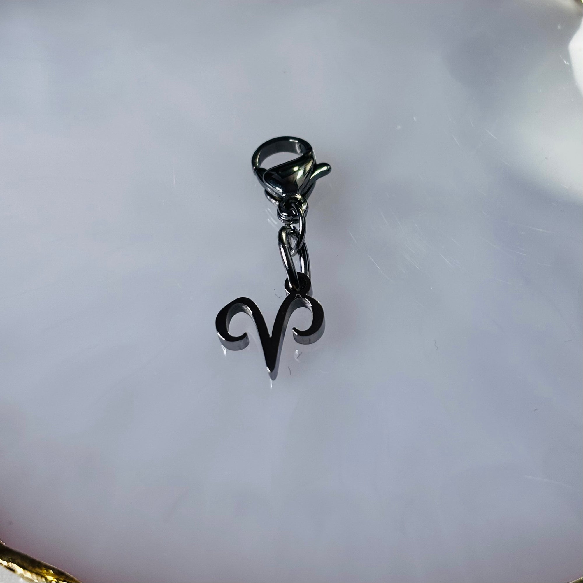 Charm "Le signe astro Bélier"