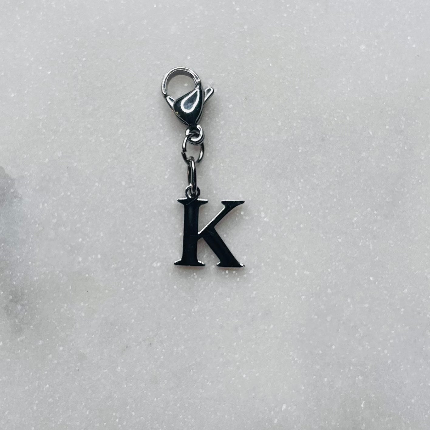Charm "La lettre K"