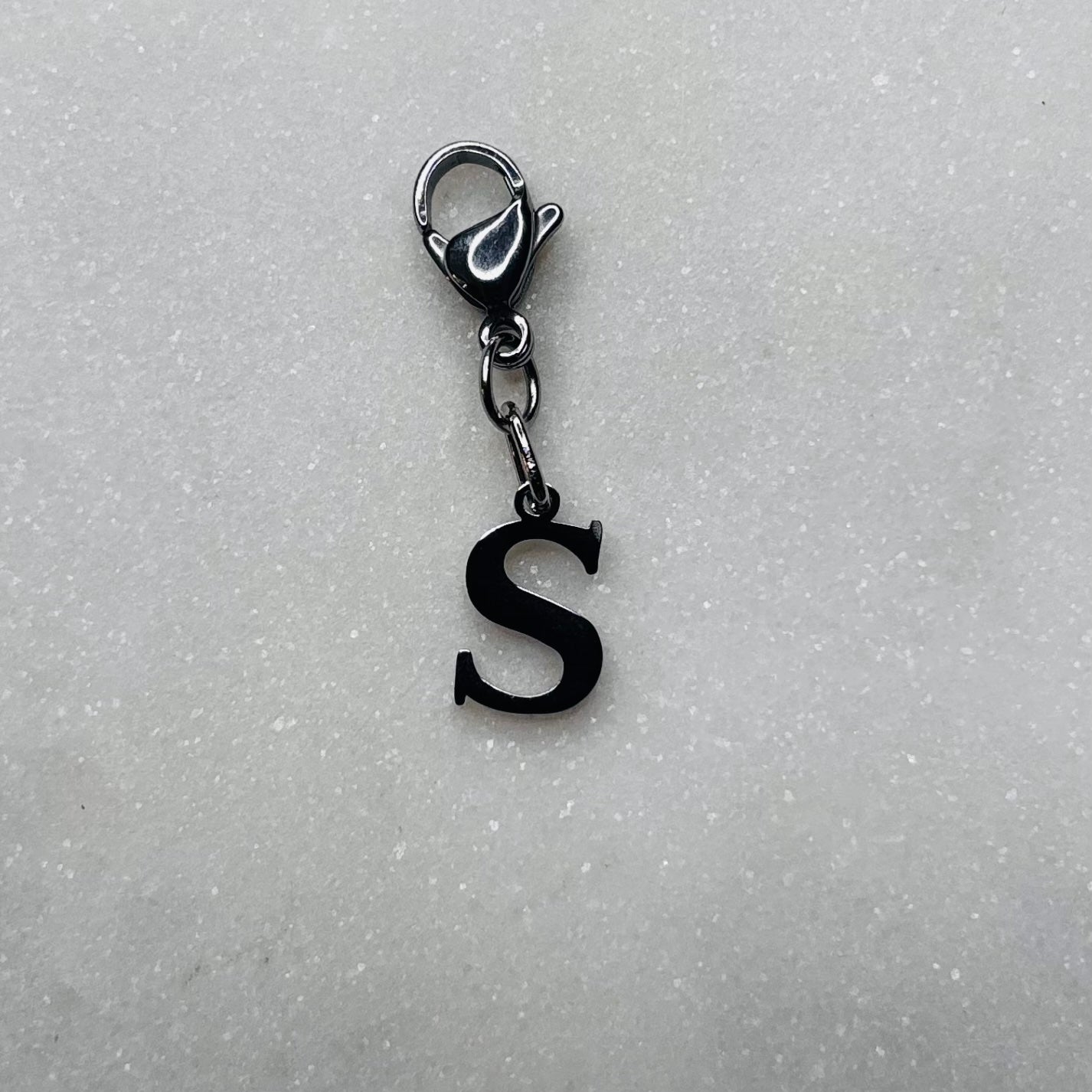 Charm "La lettre S"