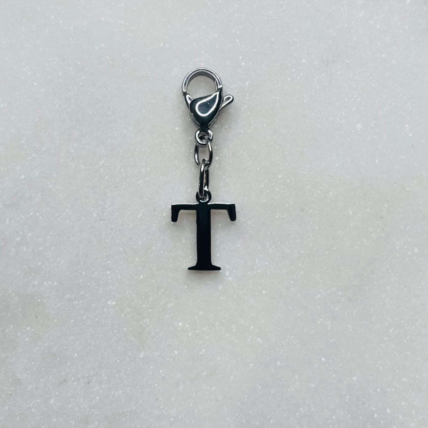 Charm "La lettre T"