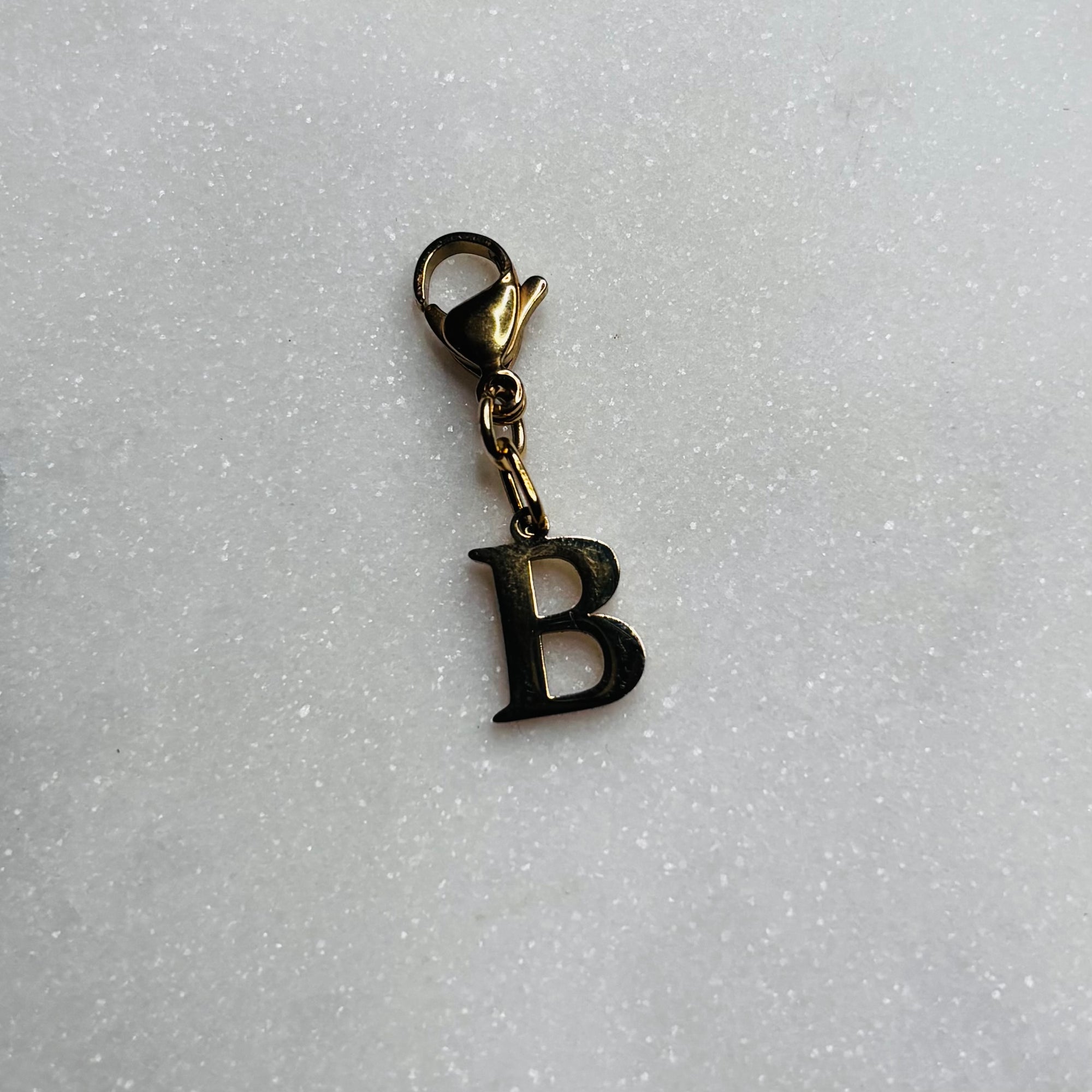 Charm "La lettre B"