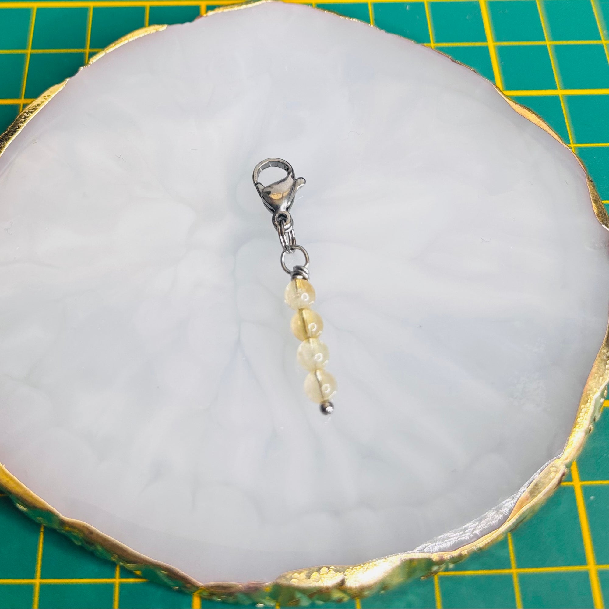 Charm "La pierre astro Gémeaux-Citrine"