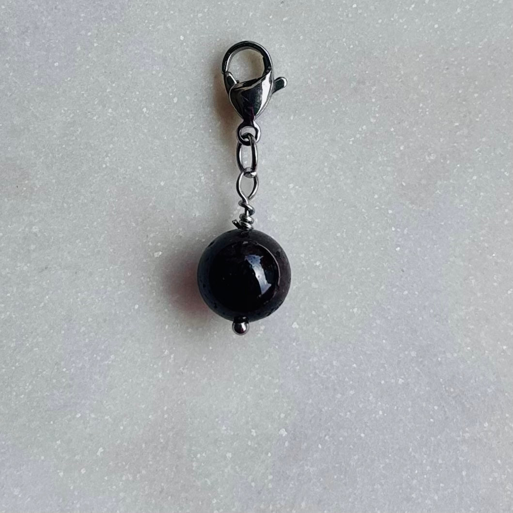 Charm "La pierre de naissance Janvier-Grenat"