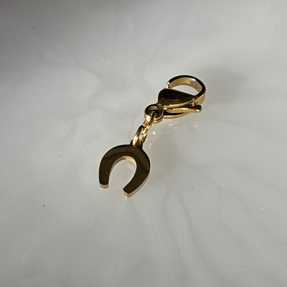 Charm "Le fer à cheval"