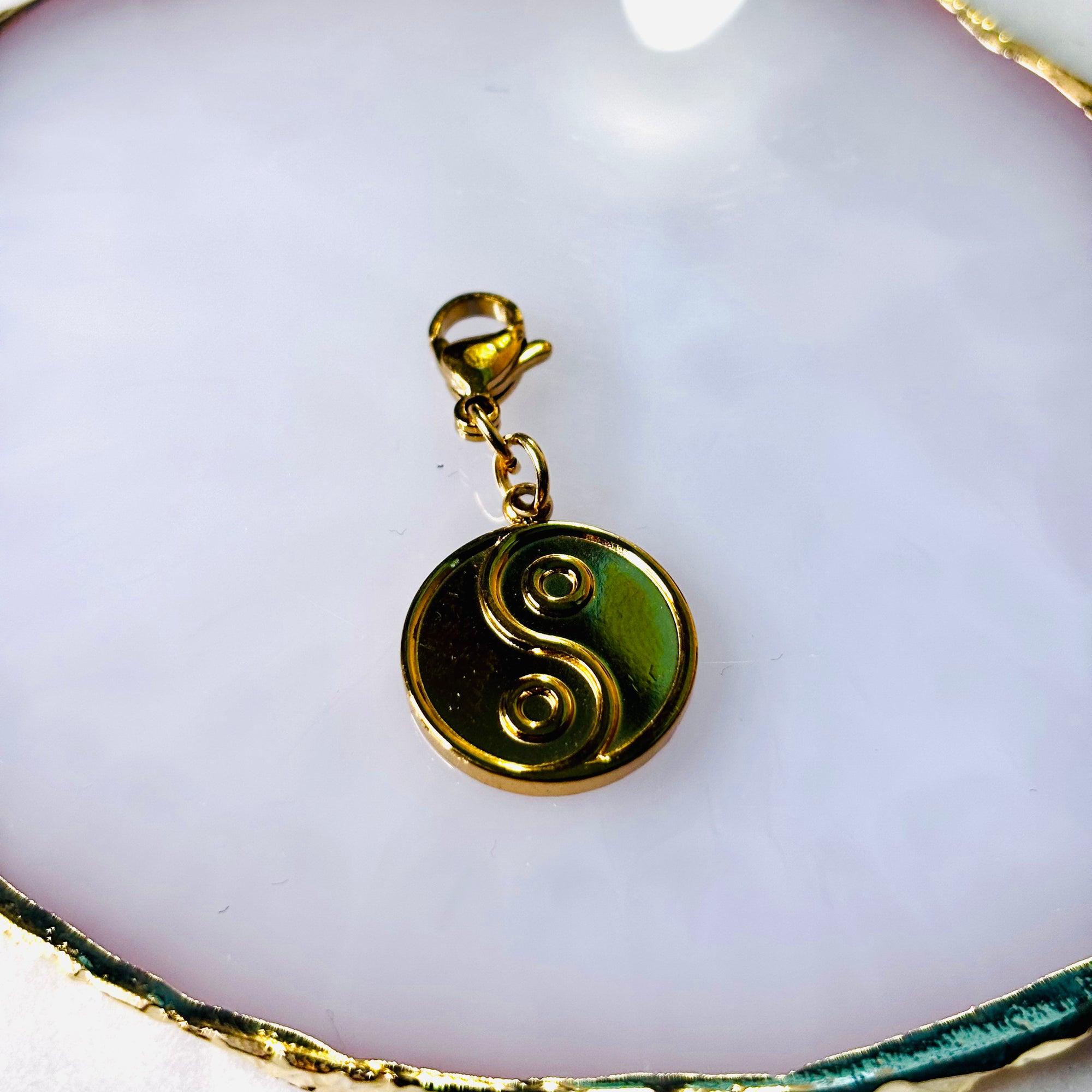 Charm "Le Yin Yang"