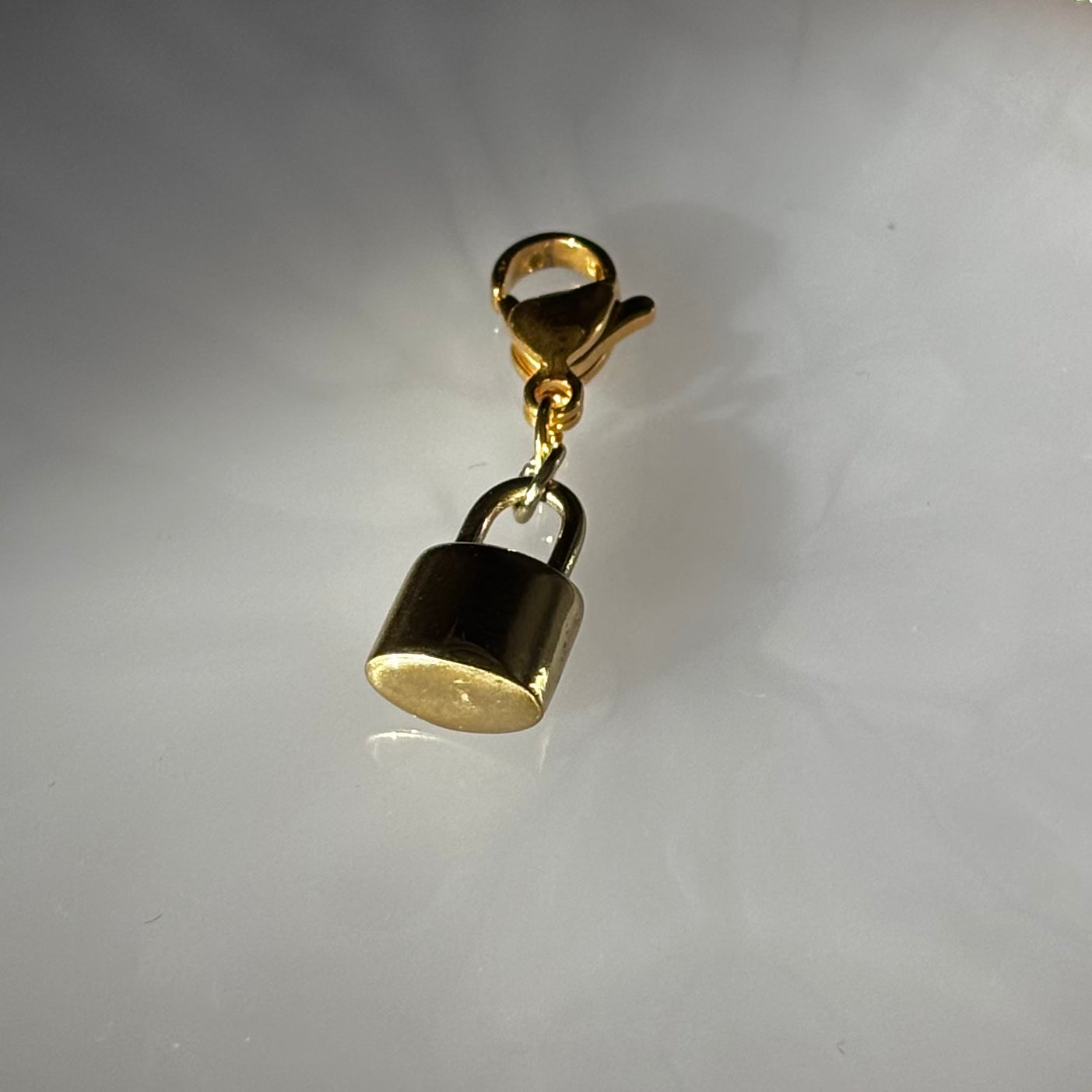 Charm "Le cadenas"