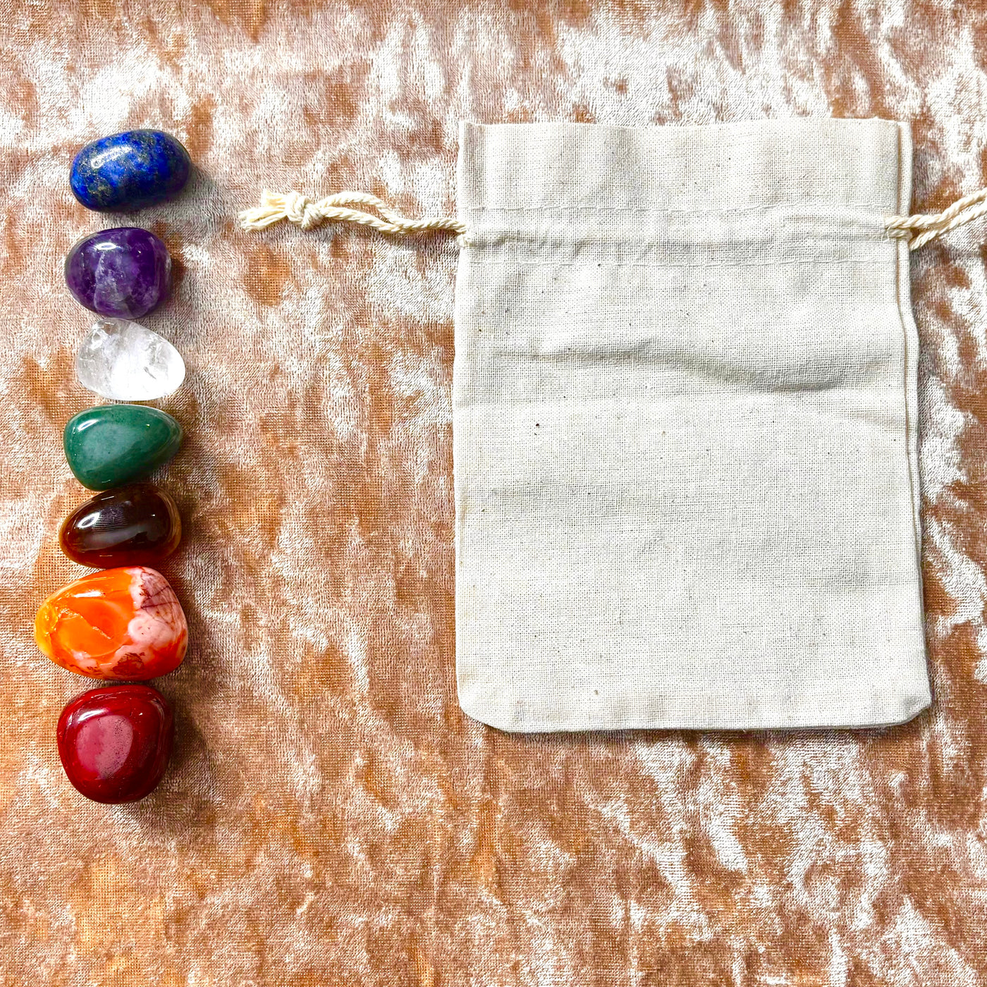 🌈 Pochette des 7 Chakras – Pierres naturelles roulées