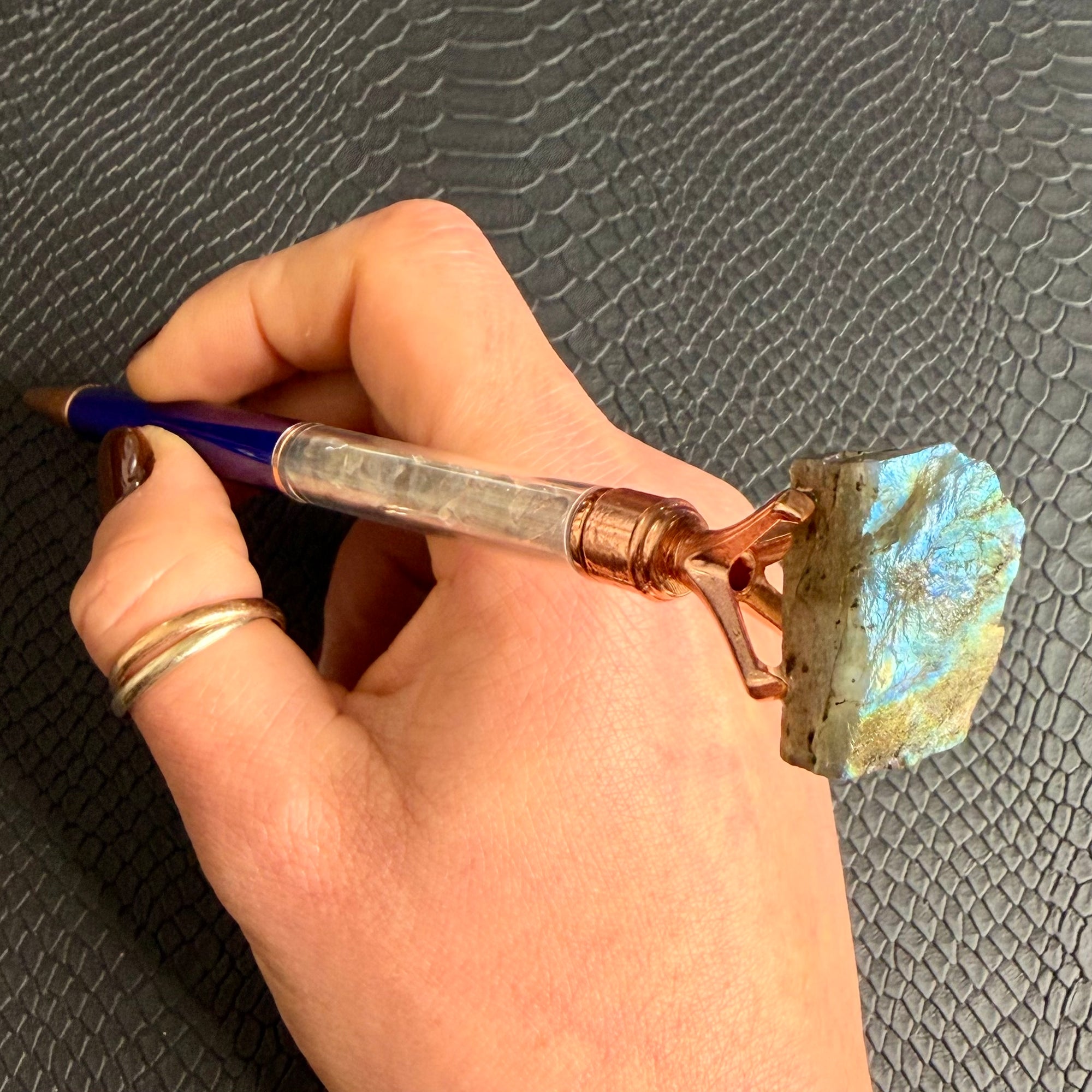 ⚡️ Stylo d’intention en Pierre naturelle – Écriture intuitive