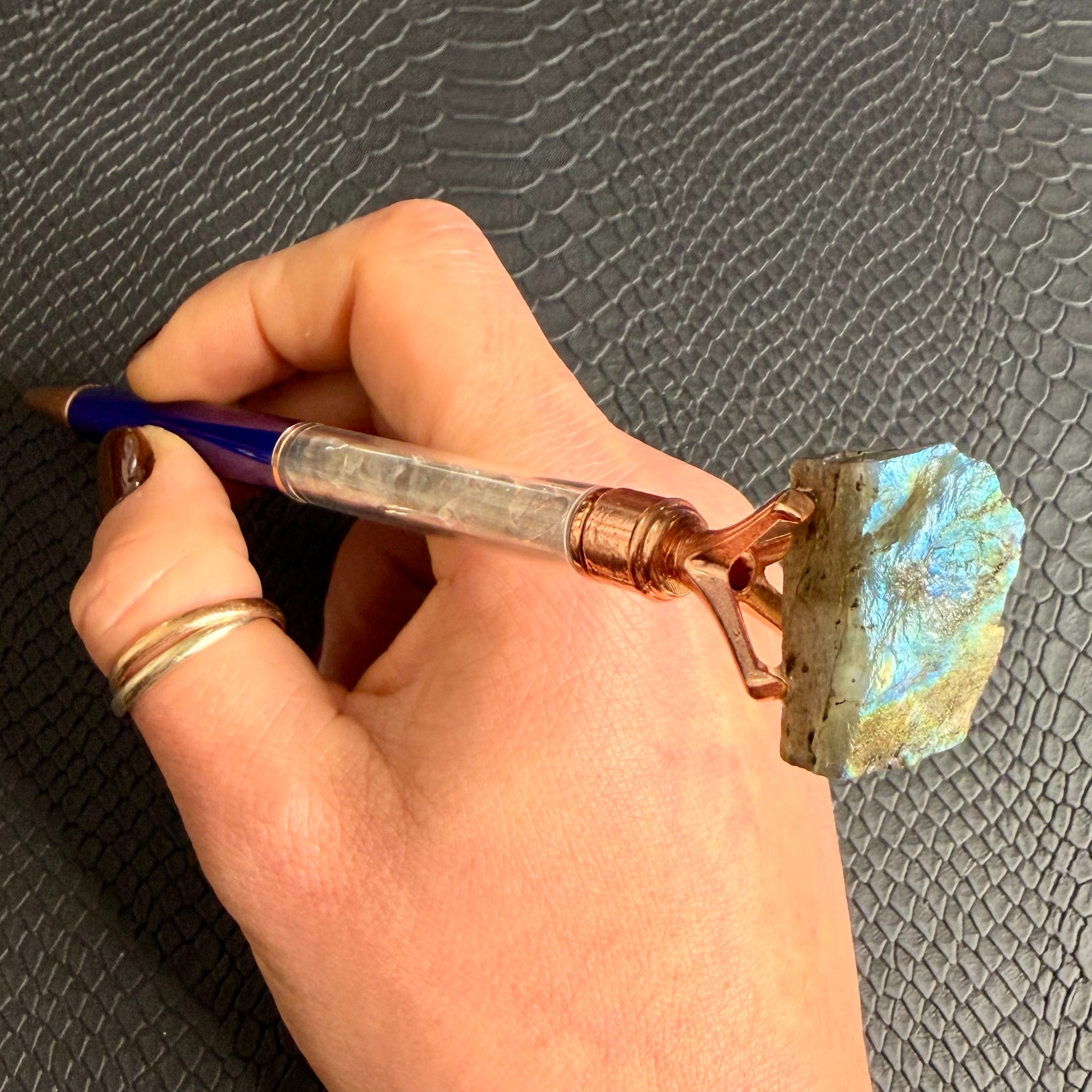 ⚡️ Stylo d’intention en Pierre naturelle – Écriture intuitive